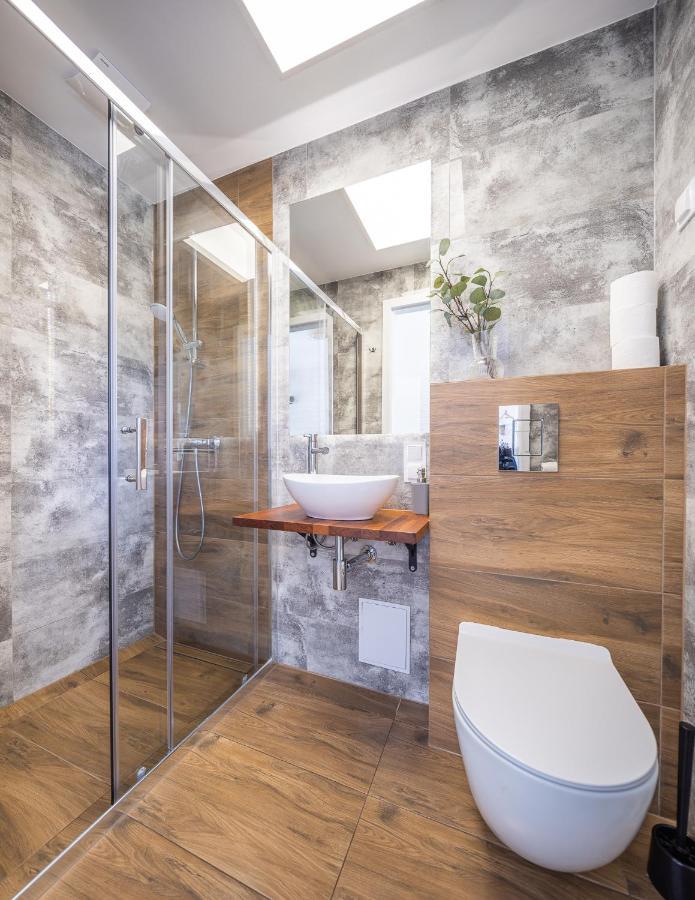 Lumi Resort Domki Letniskowe Z Podgrzewanym Basenem 里沃 外观 照片