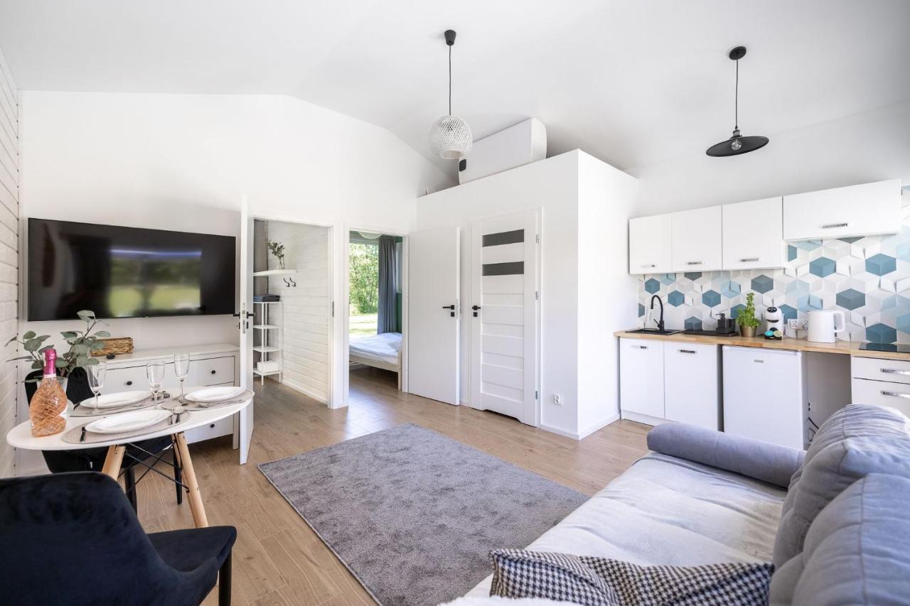 Lumi Resort Domki Letniskowe Z Podgrzewanym Basenem 里沃 外观 照片