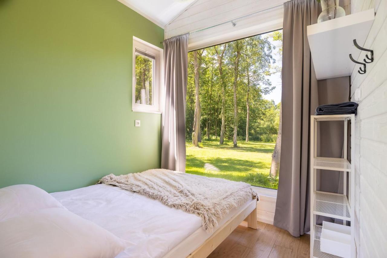 Lumi Resort Domki Letniskowe Z Podgrzewanym Basenem 里沃 外观 照片